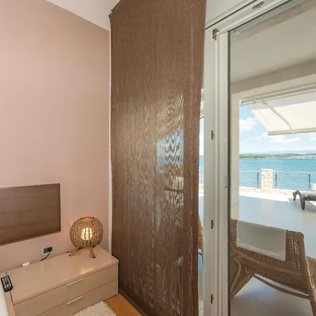 Hébergement de vacances Four-bedroom In