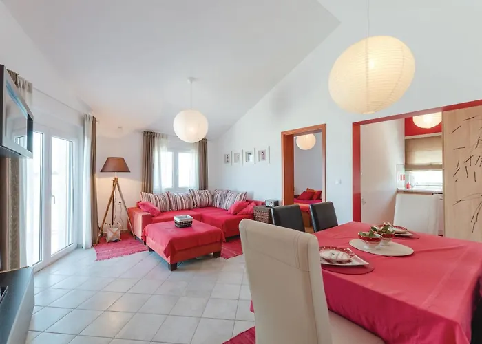 Four-bedroom In Hébergement de vacances