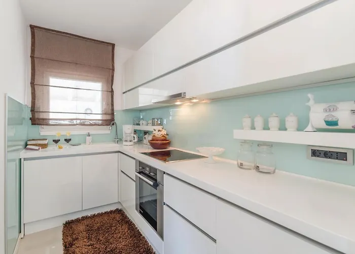 Four-bedroom In Holiday home *