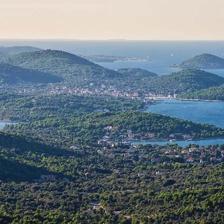 Four-bedroom In Feriehus