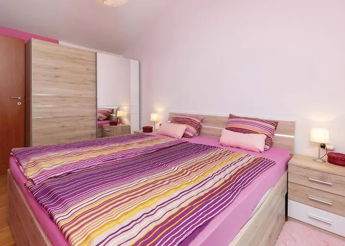 Prázdninový dům Four-bedroom In *